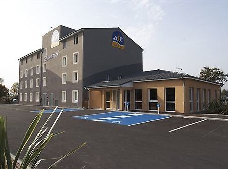 Ace Hotel Riom Kültér fotó